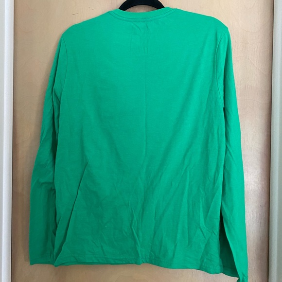 Disney green Mickey Santa long sleeve size medium - Picture 2 of 3